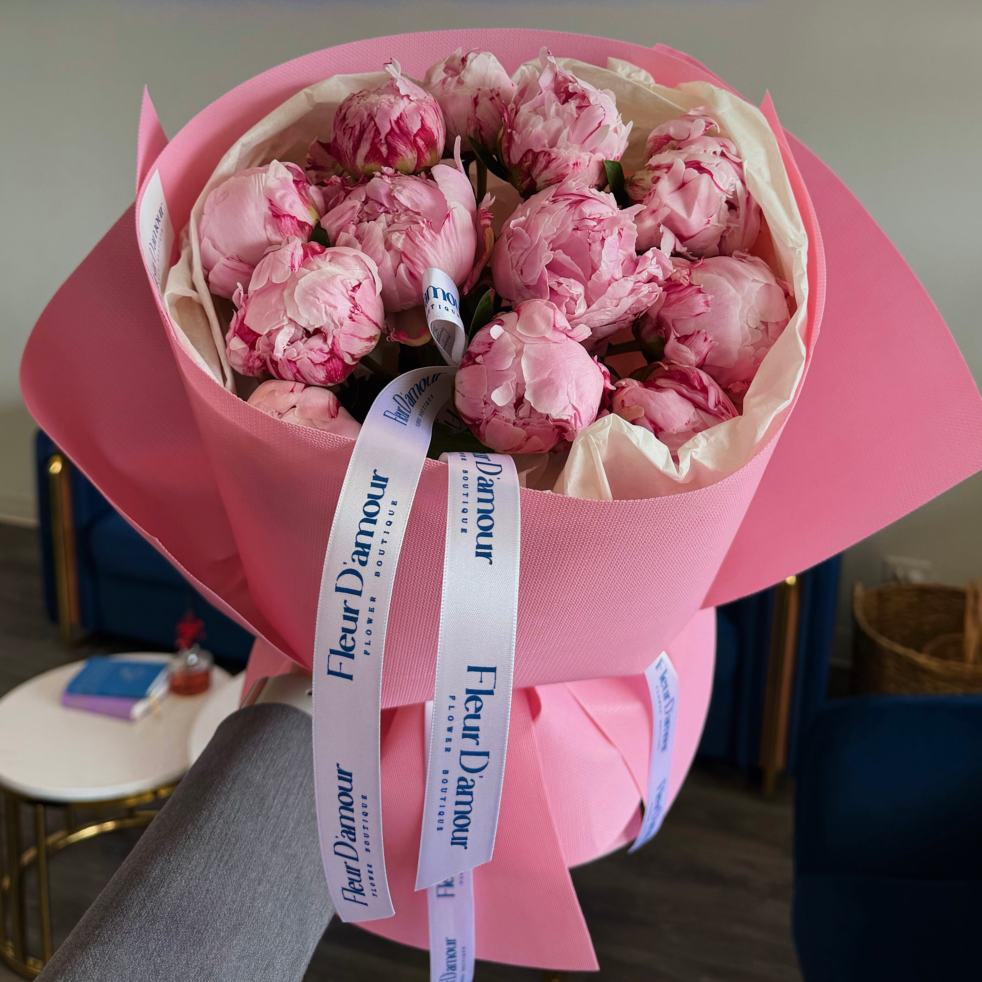 One Dozen Pink Peonies bouquet buy in Chicago