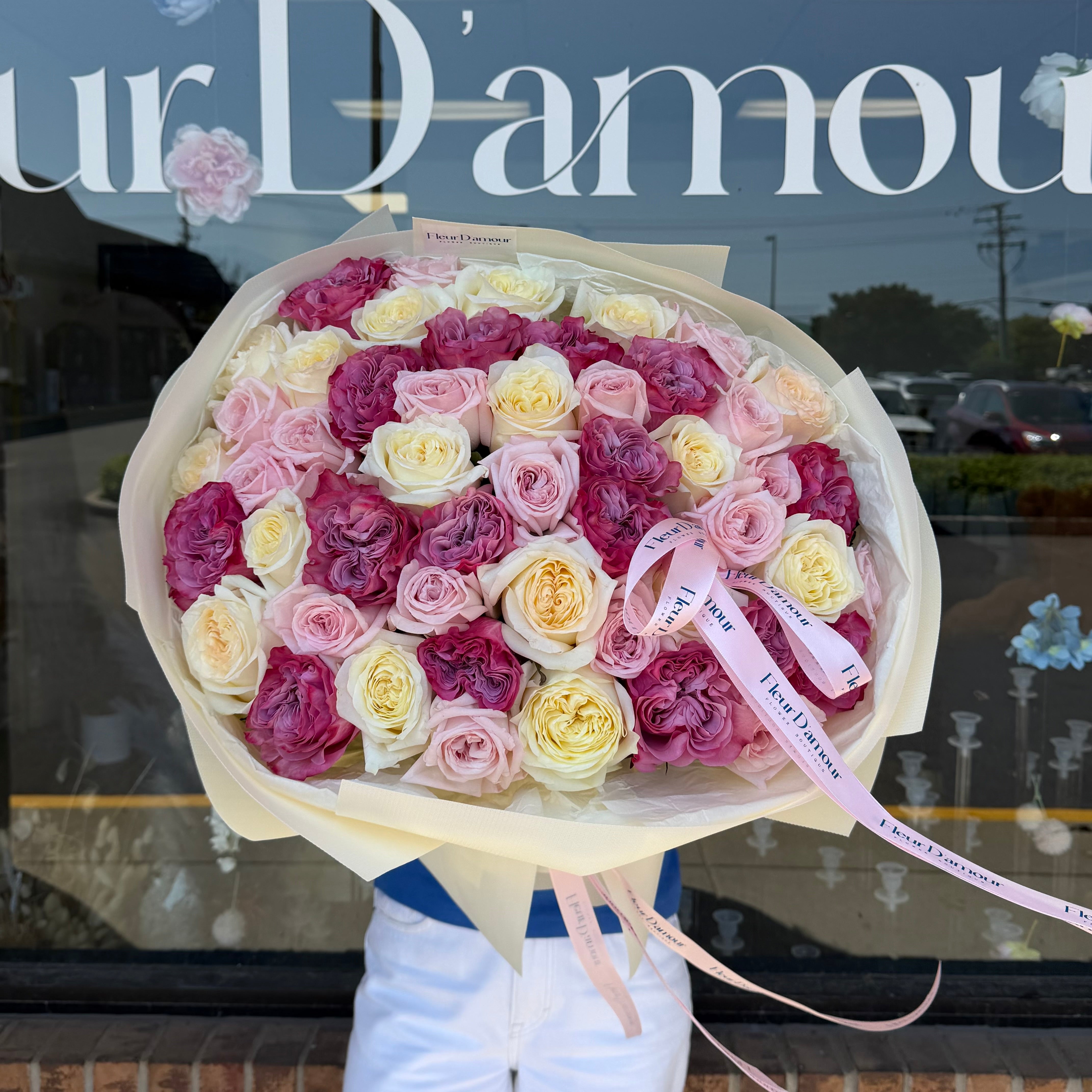 51 Rosé Love bouquet buy in Chicago