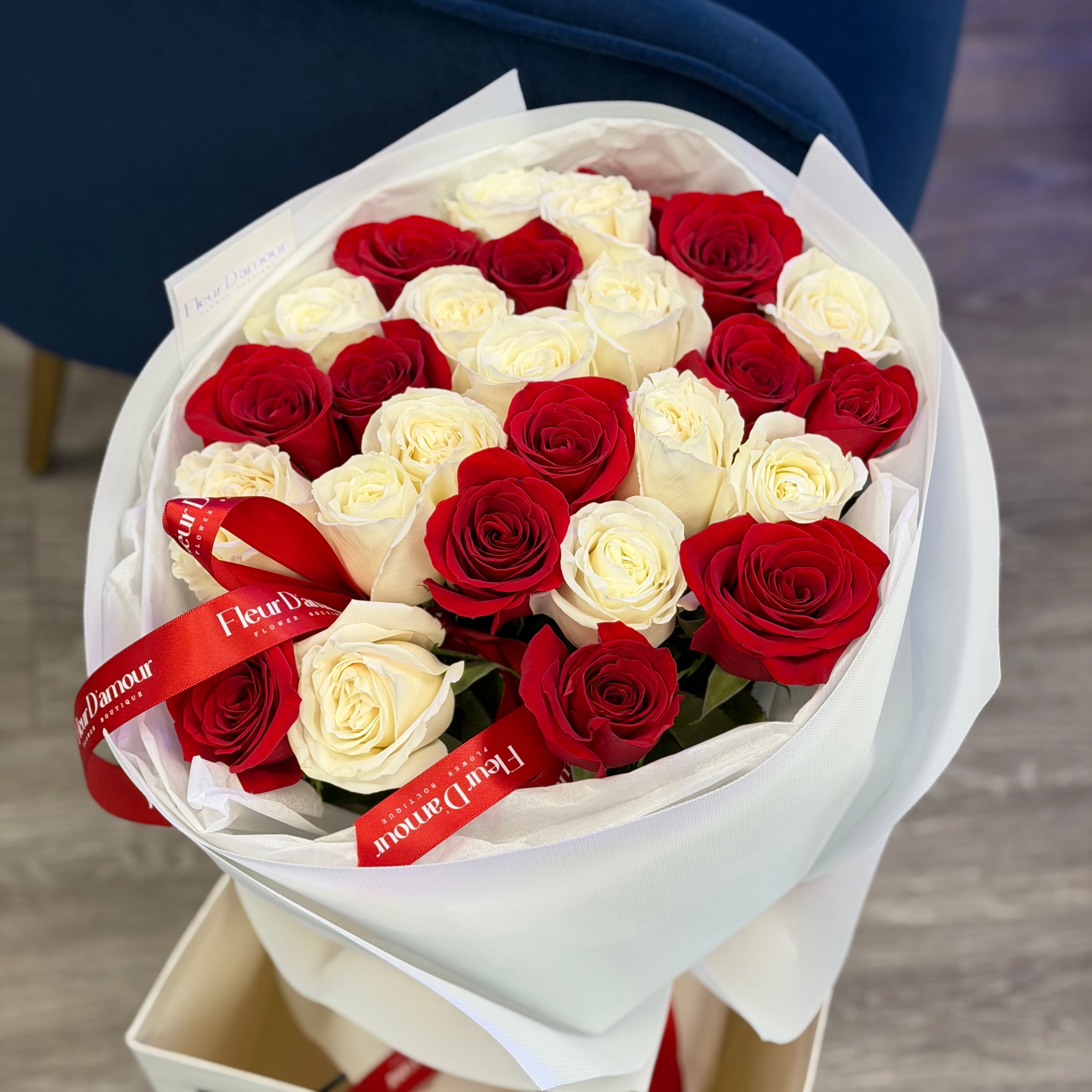 25 Red and White Roses