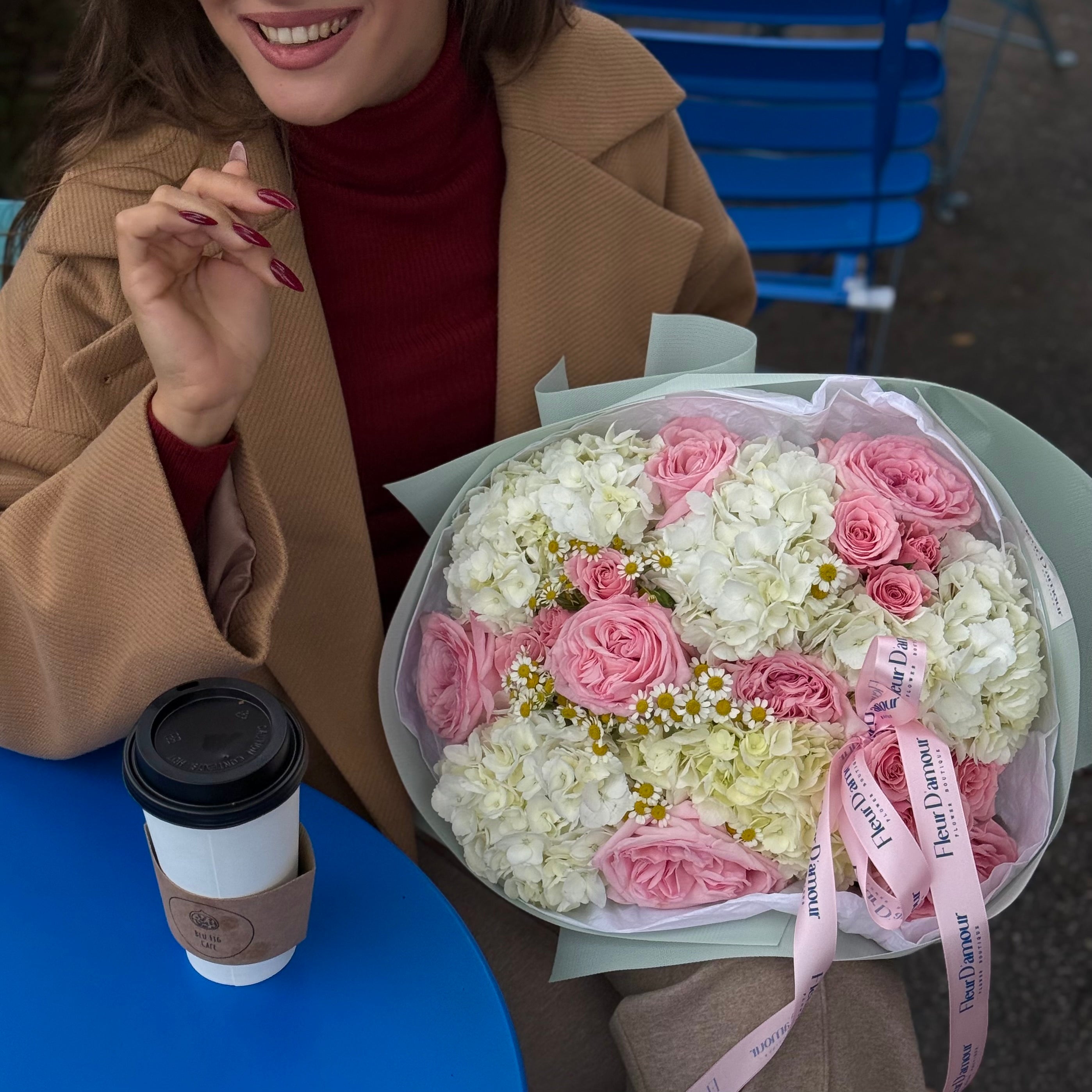 Romantic Vanilla Bouquet