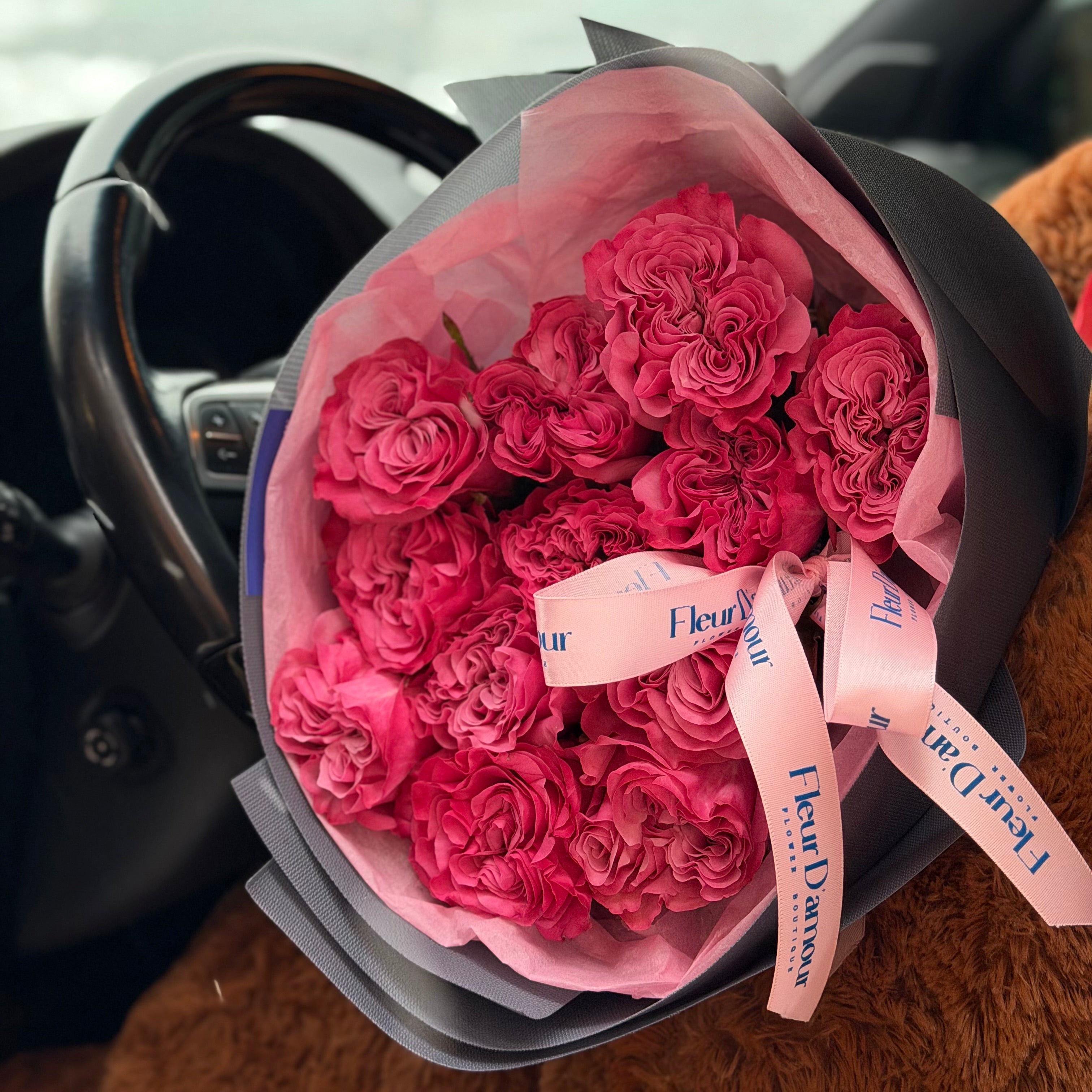 One Dozen Country Blues Roses