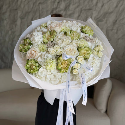 Ivory Garden Bouquet