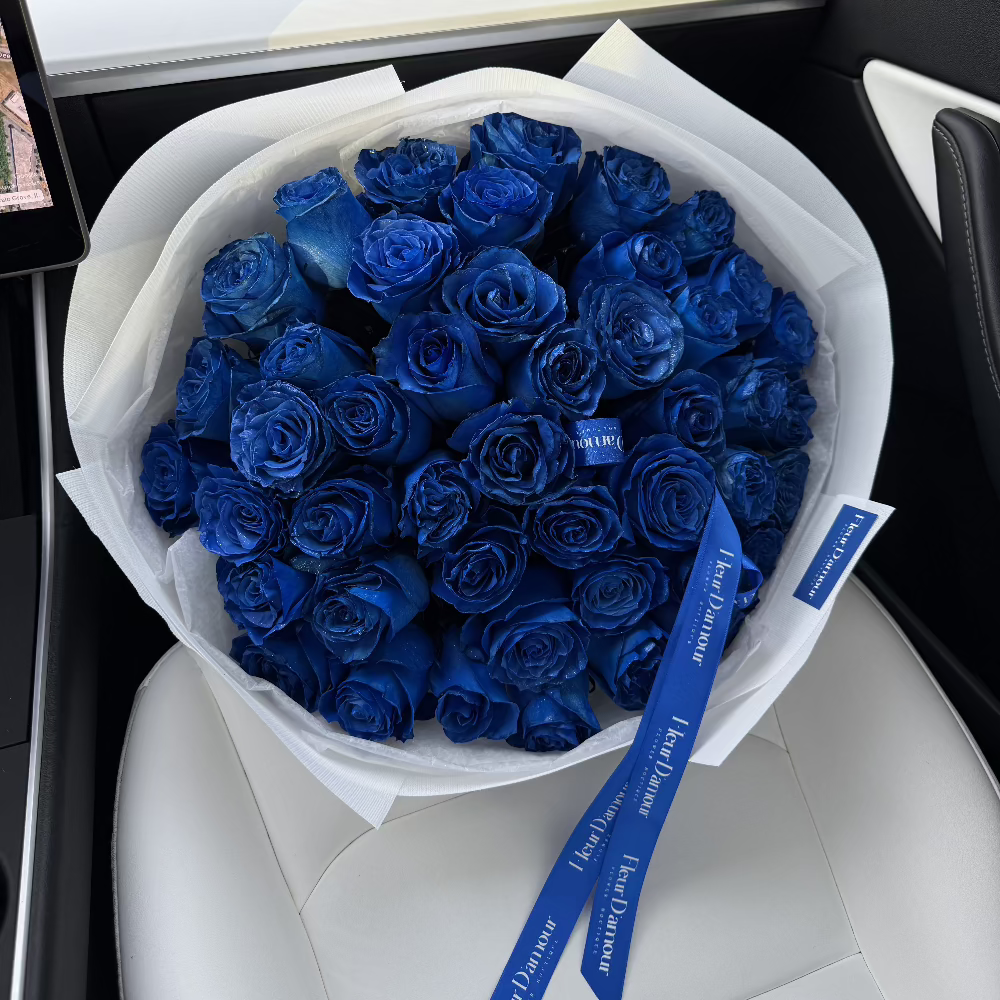 45 Blue Roses