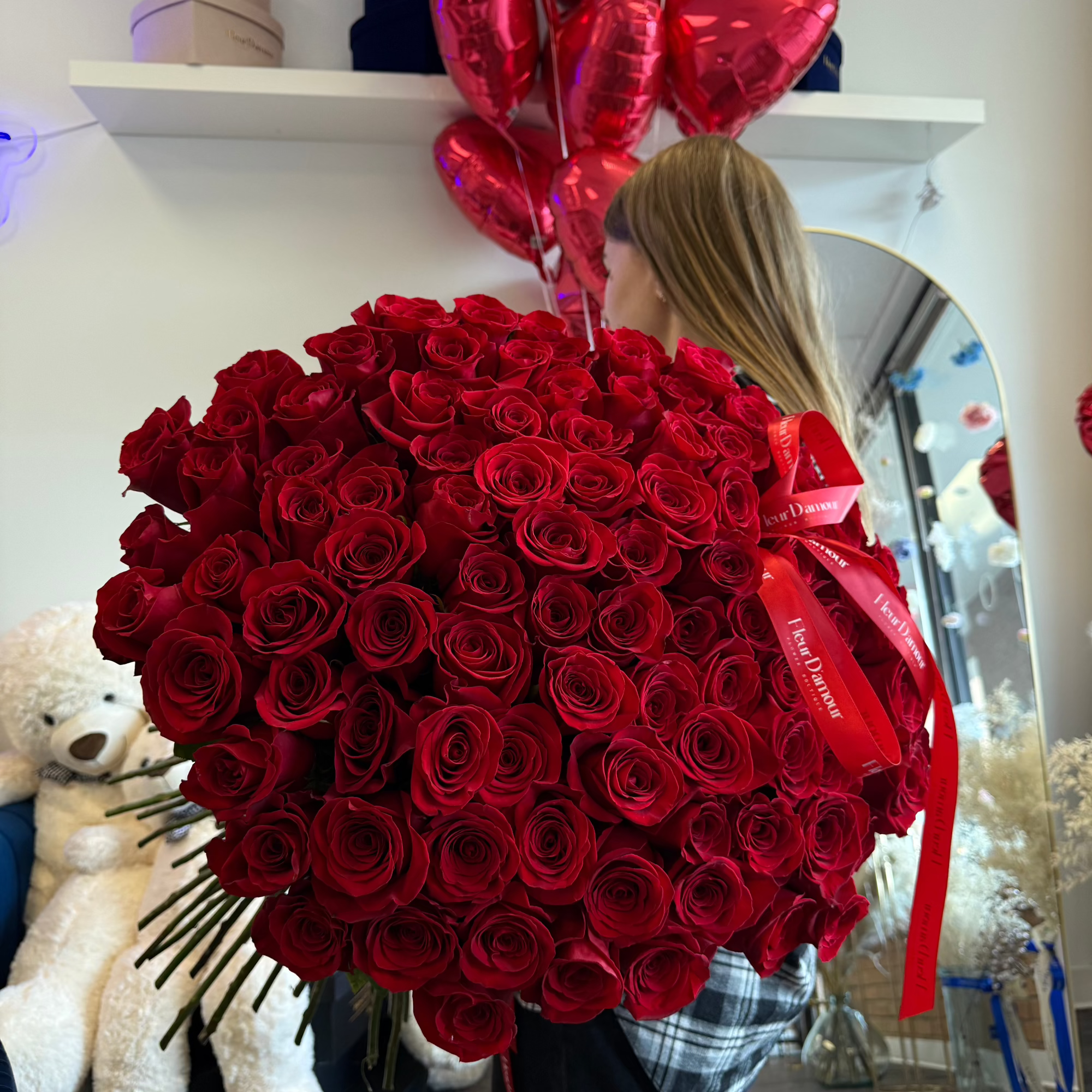 100 Long Stem Premium Red Roses